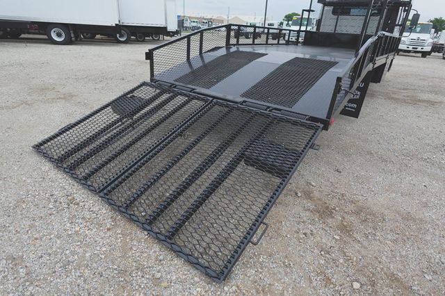 2027 Isuzu NPR HD (19ft Landscape w/ Ramps) - 23023148 - 12