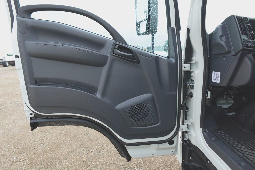 2027 Isuzu NPR HD (19ft Landscape w/ Ramps) - 23023148 - 19