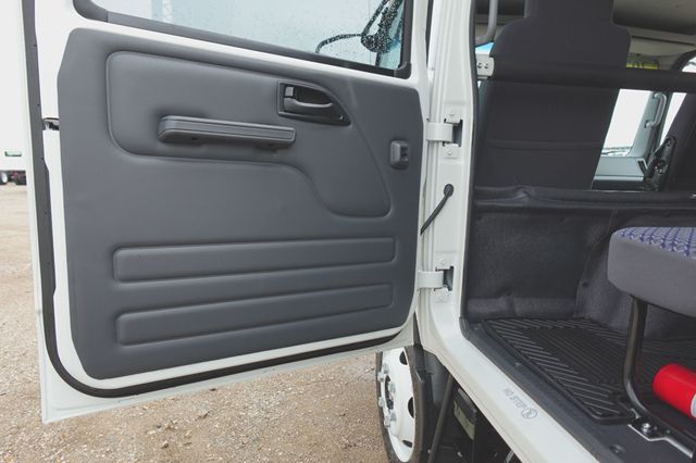 2027 Isuzu NPR HD (19ft Landscape w/ Ramps) - 23023148 - 21