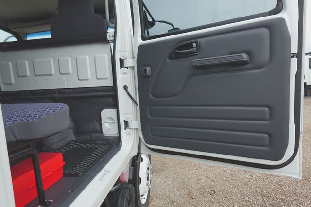 2027 Isuzu NPR HD (19ft Landscape w/ Ramps) - 23023148 - 24