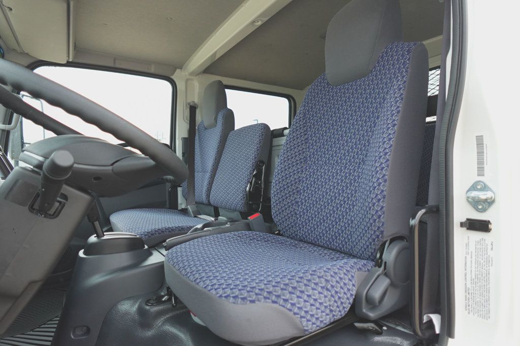 2027 Isuzu NPR HD (19ft Landscape w/ Ramps) - 23023148 - 29