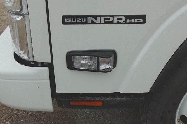 2027 Isuzu NPR HD (19ft Landscape w/ Ramps) - 23023148 - 48