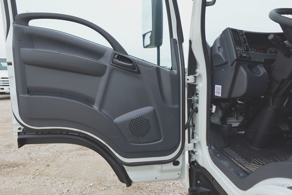 2027 Isuzu NPR HD (19ft Landscape w/ Ramps) - 23023462 - 18