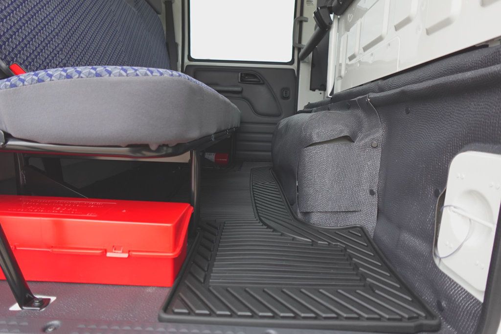 2027 Isuzu NPR HD (19ft Landscape w/ Ramps) - 23023462 - 25