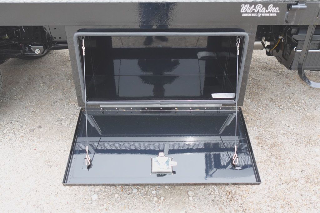 2027 Isuzu NPR HD (19ft Landscape w/ Ramps) - 23023469 - 14
