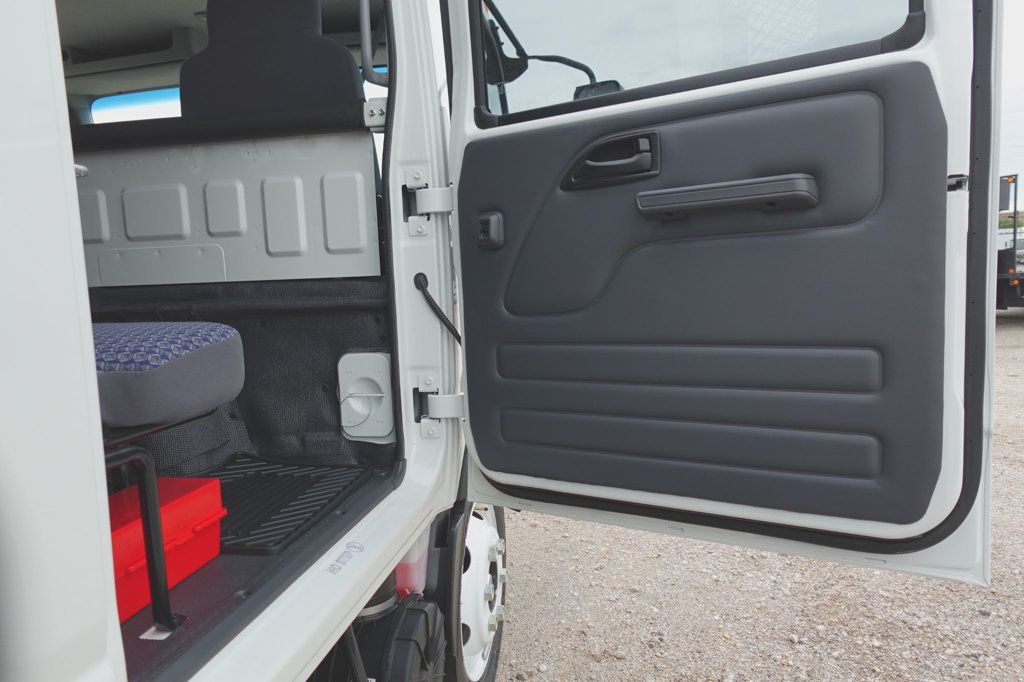 2027 Isuzu NPR HD (19ft Landscape w/ Ramps) - 23023469 - 20