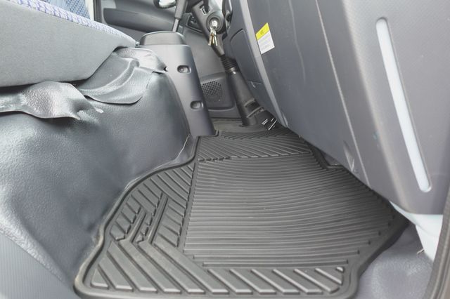 2027 Isuzu NPR HD (19ft Landscape w/ Ramps) - 23023469 - 27