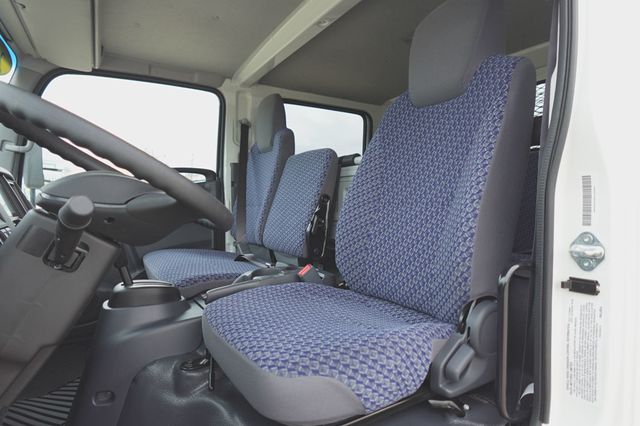 2027 Isuzu NPR HD (19ft Landscape w/ Ramps) - 23023469 - 28