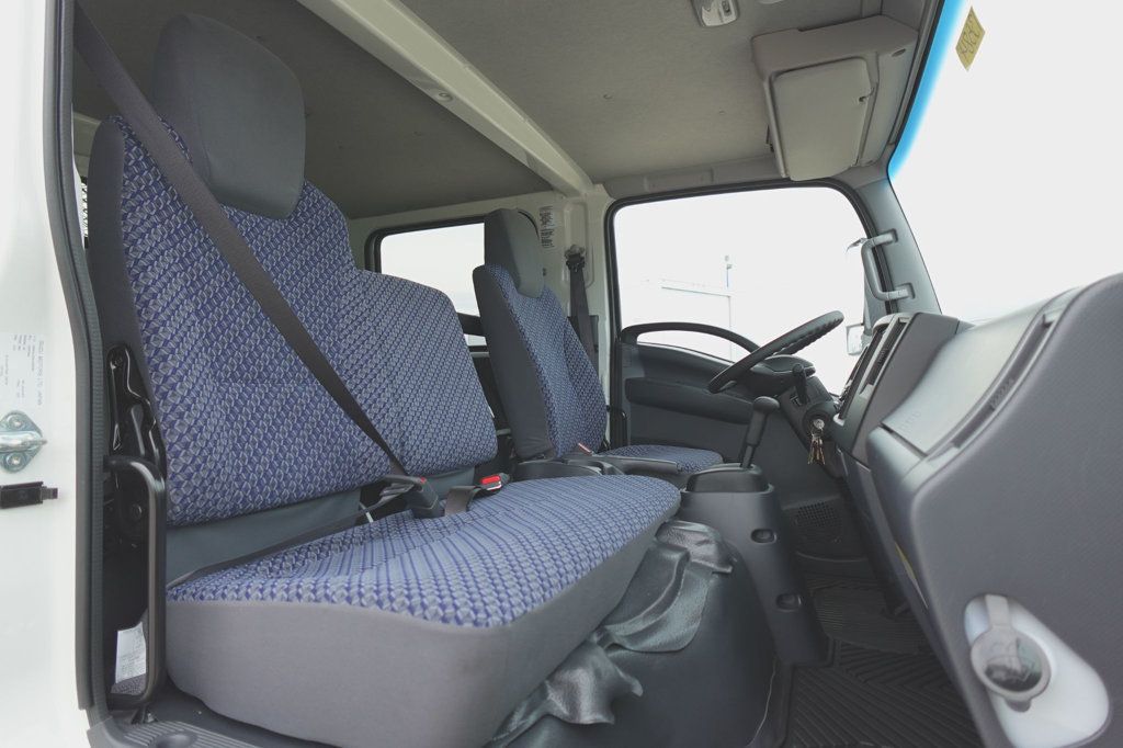 2027 Isuzu NPR HD (19ft Landscape w/ Ramps) - 23023469 - 33