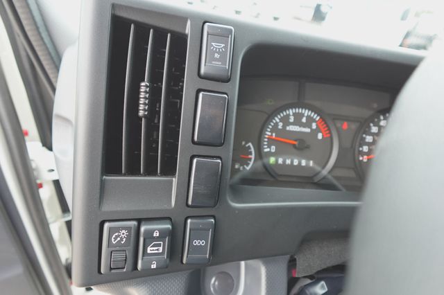2027 Isuzu NPR HD (19ft Landscape w/ Ramps) - 23023469 - 39