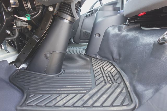 2027 Isuzu NPR HD (19ft Landscape w/ Ramps) - 23031126 - 27