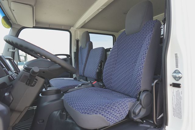 2027 Isuzu NPR HD (19ft Landscape w/ Ramps) - 23031126 - 31