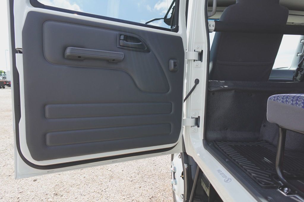 2027 Isuzu NPR HD (19ft Landscape w/ Ramps) - 23031127 - 22