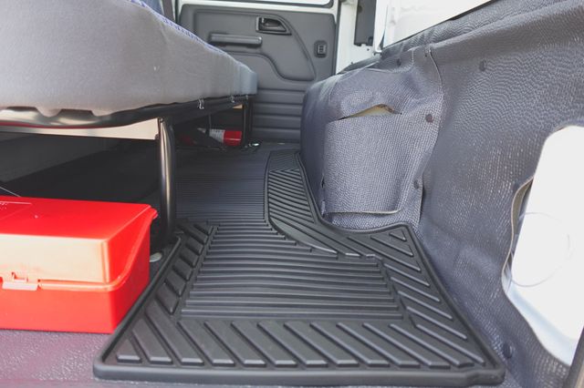 2027 Isuzu NPR HD (19ft Landscape w/ Ramps) - 23031127 - 27