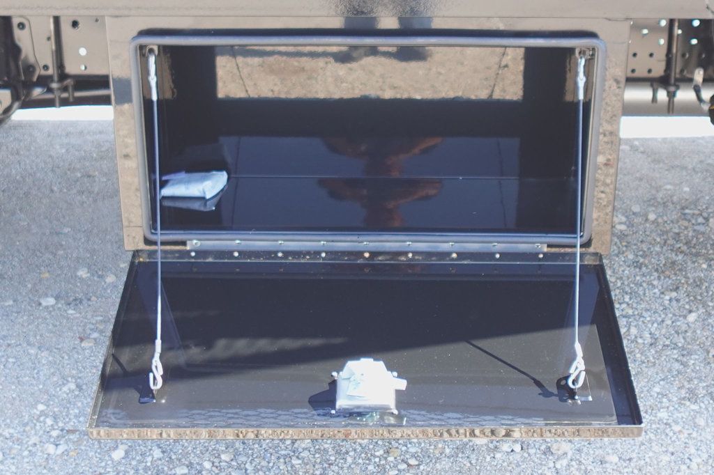 2027 Isuzu NPR HD (19ft Landscape w/ Ramps) - 23031128 - 16