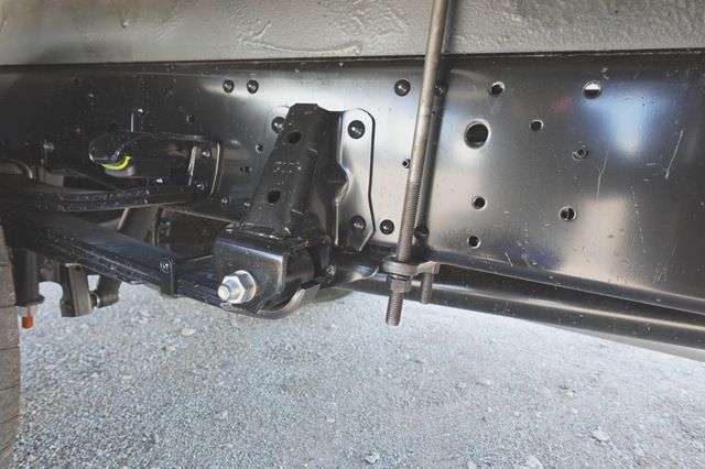 2027 Isuzu NPR HD (19ft Landscape w/ Ramps) - 23031128 - 18