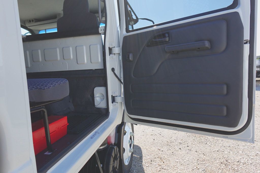 2027 Isuzu NPR HD (19ft Landscape w/ Ramps) - 23031128 - 22