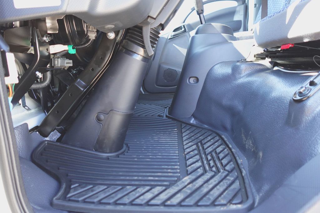 2027 Isuzu NPR HD (19ft Landscape w/ Ramps) - 23031128 - 24