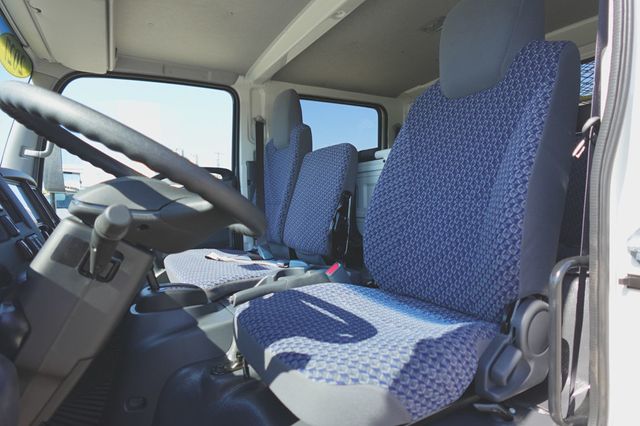 2027 Isuzu NPR HD (19ft Landscape w/ Ramps) - 23031128 - 28