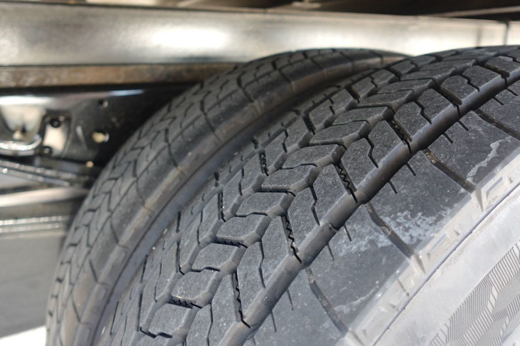 2027 Isuzu NPR HD - Gas (18ft Landscape Truck) - 23045527 - 17