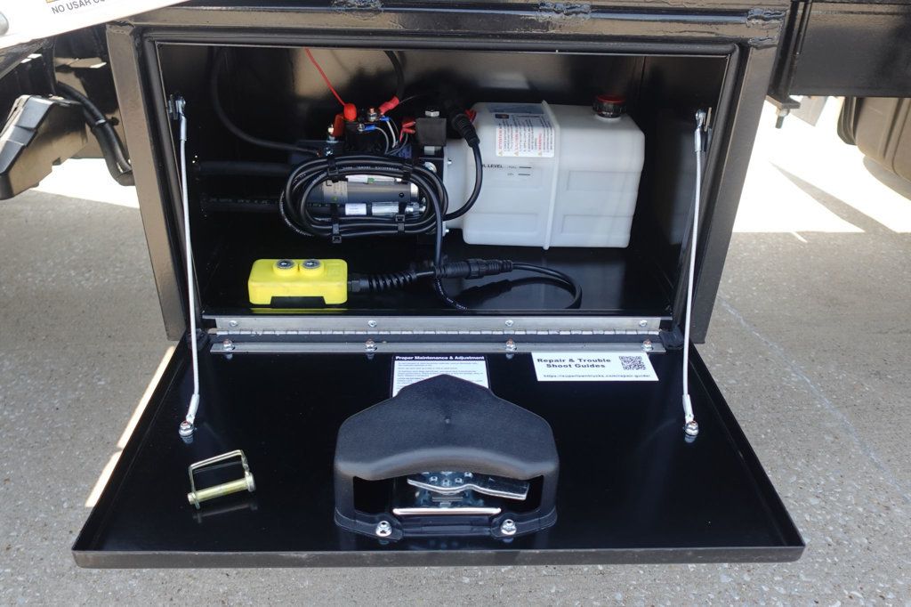 2027 Isuzu NPR HD - Gas (18ft Landscape Truck) - 23045527 - 19