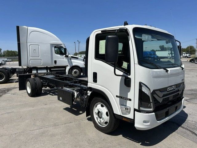 2027 Isuzu NRR 2027 ISUZU CAB CHASSIS - 23074329 - 1