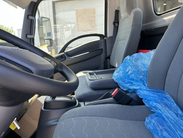 2027 Isuzu NRR 2027 ISUZU CAB CHASSIS - 23074329 - 5