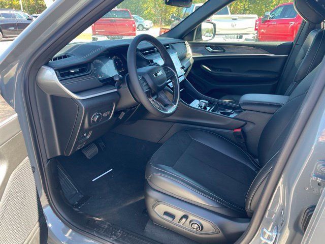 2027 Jeep Grand Cherokee Laredo Altitude - 23076462 - 9