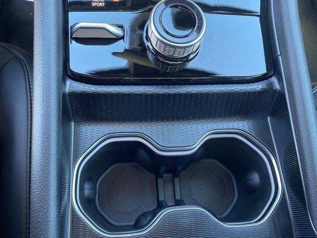 2027 Jeep Grand Cherokee Laredo Altitude - 23076462 - 15