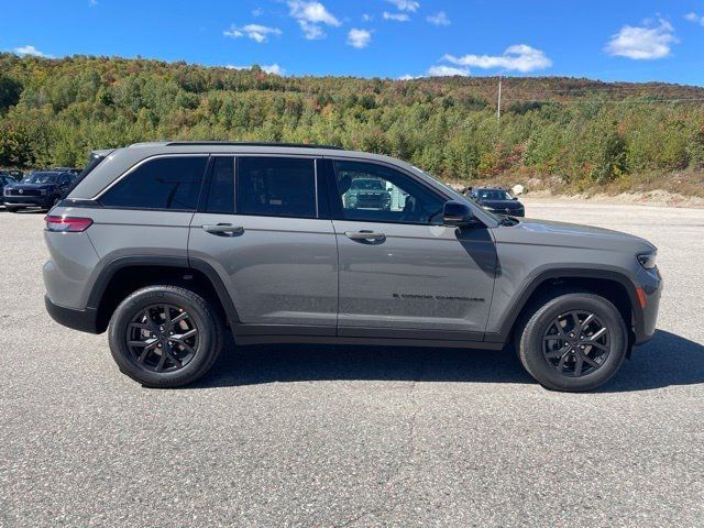 2027 Jeep Grand Cherokee Laredo Altitude - 23076462 - 7