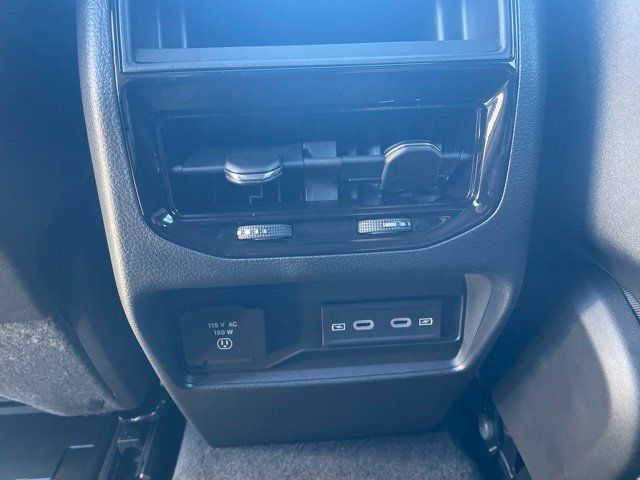 2027 Jeep Grand Cherokee LAREDO ALTITUDE 4X4 - 23081354 - 26
