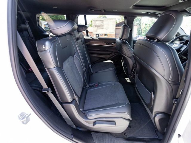 2027 Jeep Grand Cherokee L LAREDO ALTITUDE 4X4 - 23077461 - 29
