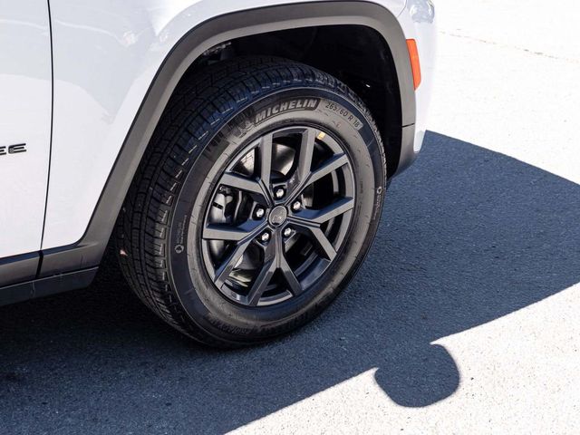 2027 Jeep Grand Cherokee L LAREDO ALTITUDE 4X4 - 23077461 - 6