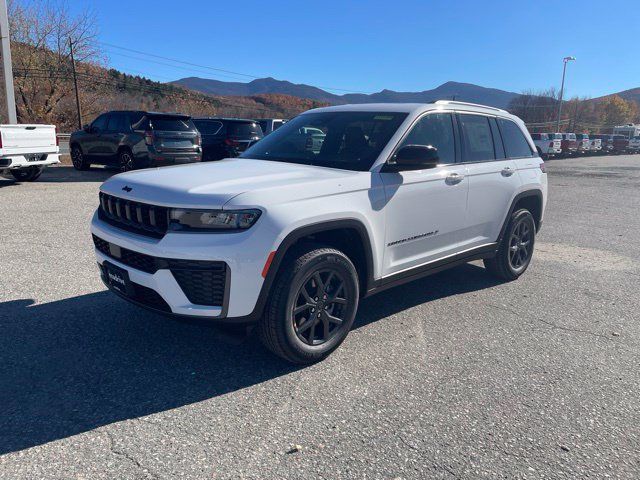 2027 Jeep Grand Cherokee 2 Row LAREDO 4X4 - 23081354 - 2