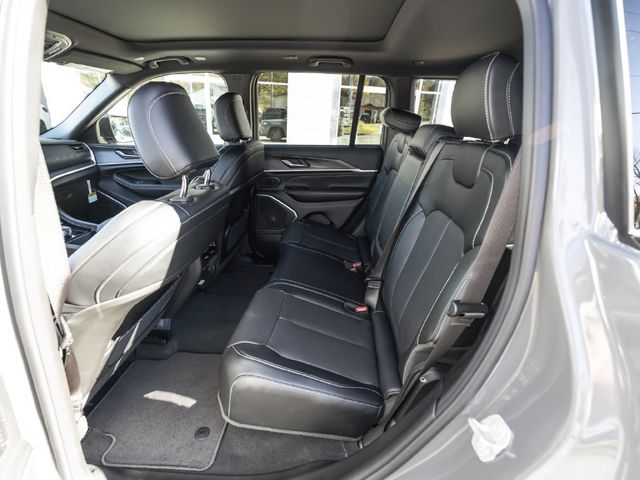 2027 Jeep Grand Cherokee 2 Row LIMITED 4X4 - 23090243 - 30