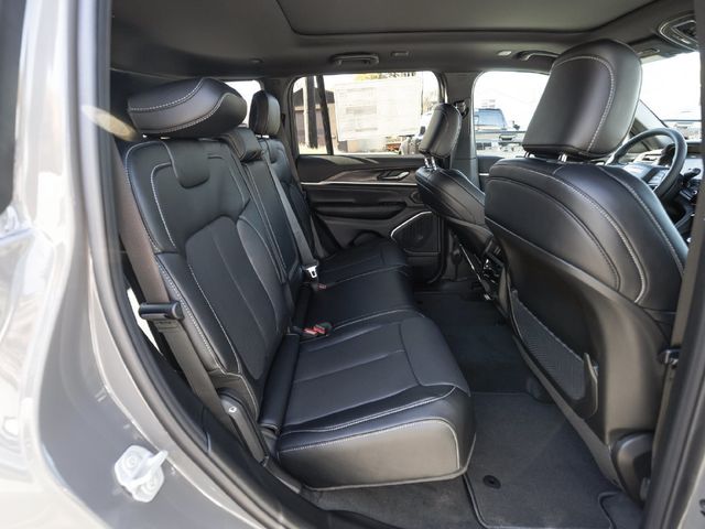 2027 Jeep Grand Cherokee 2 Row LIMITED 4X4 - 23090243 - 33