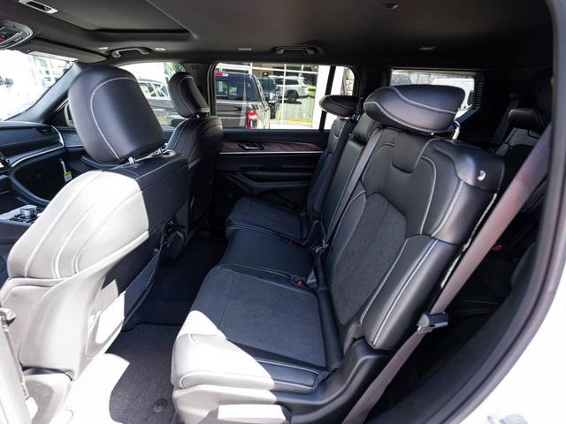 2027 Jeep Grand Cherokee L 3 Row LAREDO 4X4 - 23077461 - 26