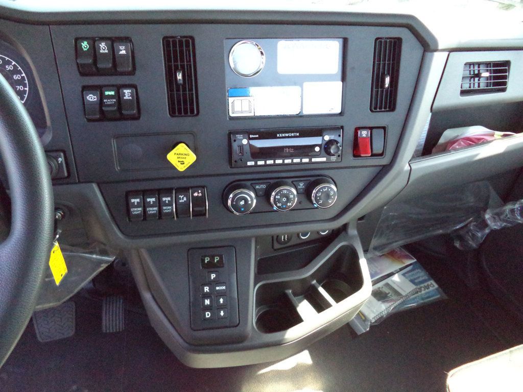 2027 Kenworth T280 22FT ROLLBACK TOW TRUCK AUTOGRID StepSide Classic - 22475045 - 49