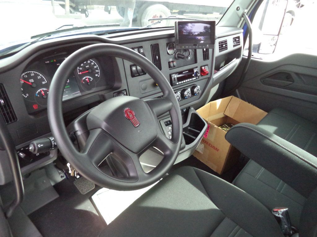 2027 Kenworth T280 w/ 22ft JerrDan Custom StepSide Classic Low Pro Carrier - 22652293 - 51