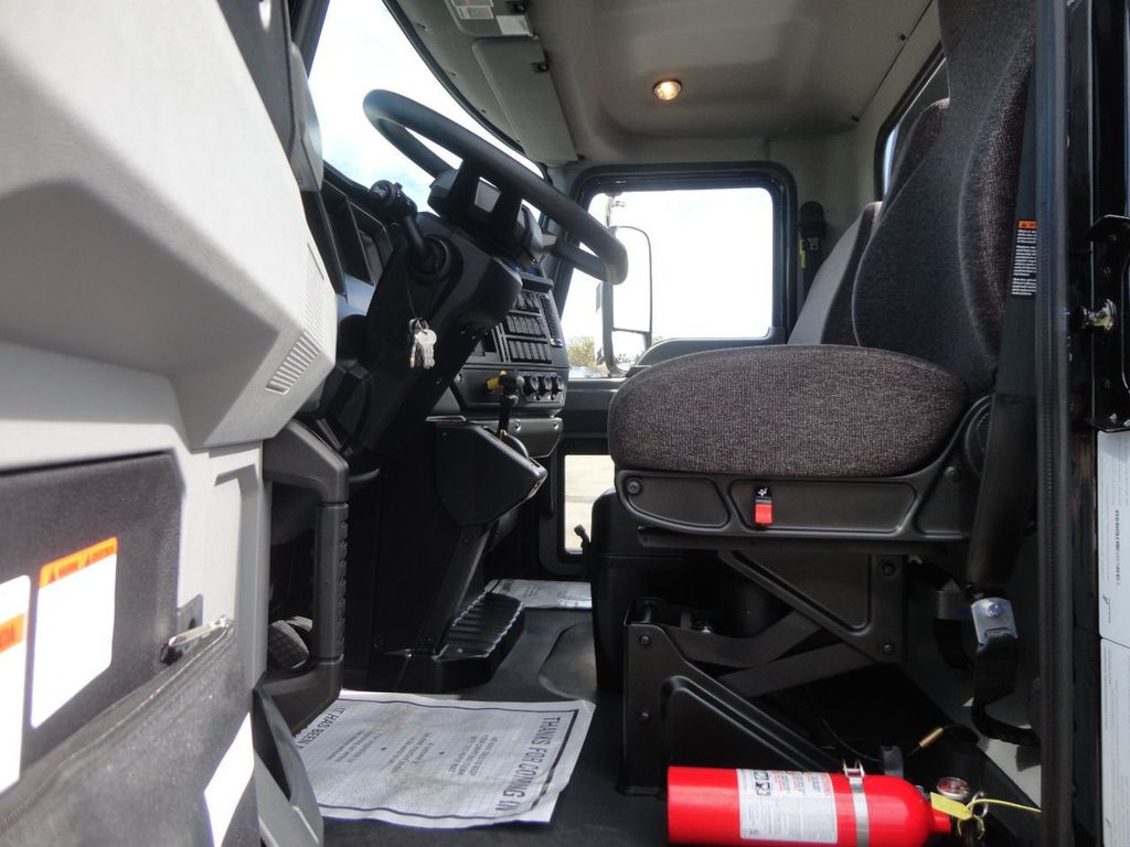 2027 Mack MD6 22FT JERRDAN ROLLBACK TOW TRUCK 22SRR6T-W-LP AUTO GRIP - 21737723 - 39