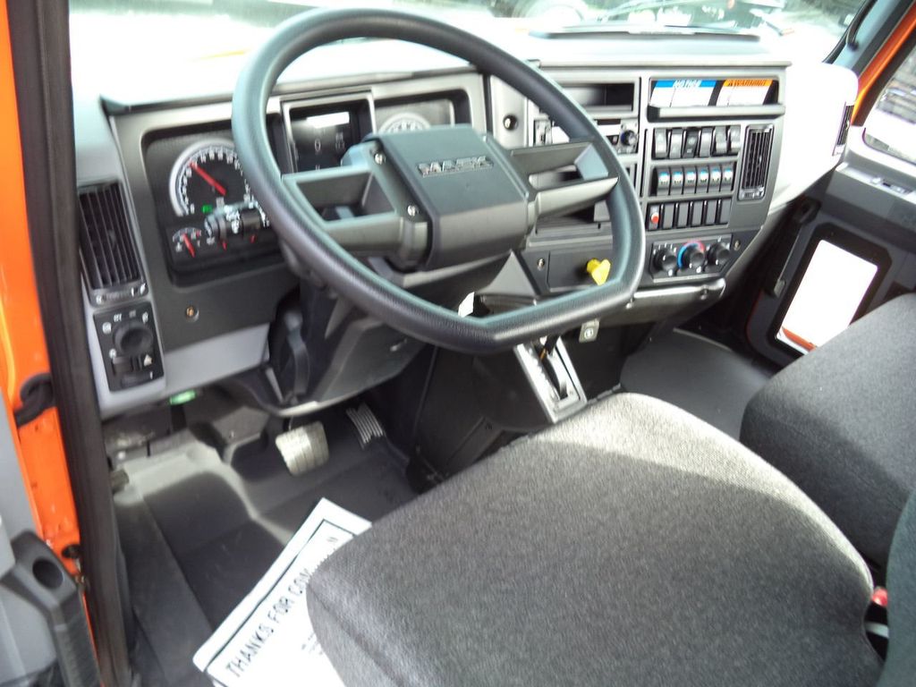 2027 Mack MD6 22FT JERRDAN ROLLBACK TOW TRUCK 22SRRD6T-W-LP SHARK - 22232938 - 44