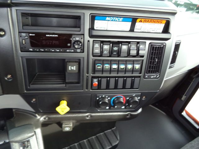 2027 Mack MD6 22FT JERRDAN ROLLBACK TOW TRUCK 22SRRD6T-W-LP SHARK - 22232938 - 46