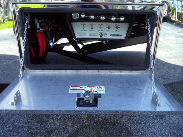 2027 Mack MD6 TowBox 26FT ENCLOSED ROLLBACK TOW TRUCK SHARK JERRDAN - 21897683 - 22