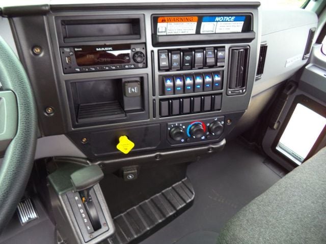 2027 Mack MD6 TowBox 26FT ENCLOSED ROLLBACK TOW TRUCK SHARK JERRDAN - 21897683 - 48