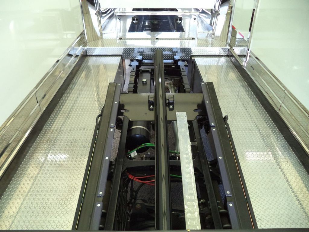 2027 Mack MD6 w/ Jerr-Dan 22ft Enclosed Shark TowBox Carrier Rollback - 22197267 - 20