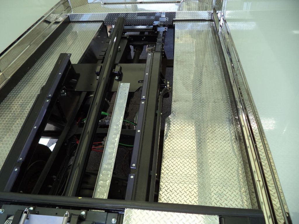 2027 Mack MD6 w/ Jerr-Dan 22ft Enclosed Shark TowBox Carrier Rollback - 22197267 - 21