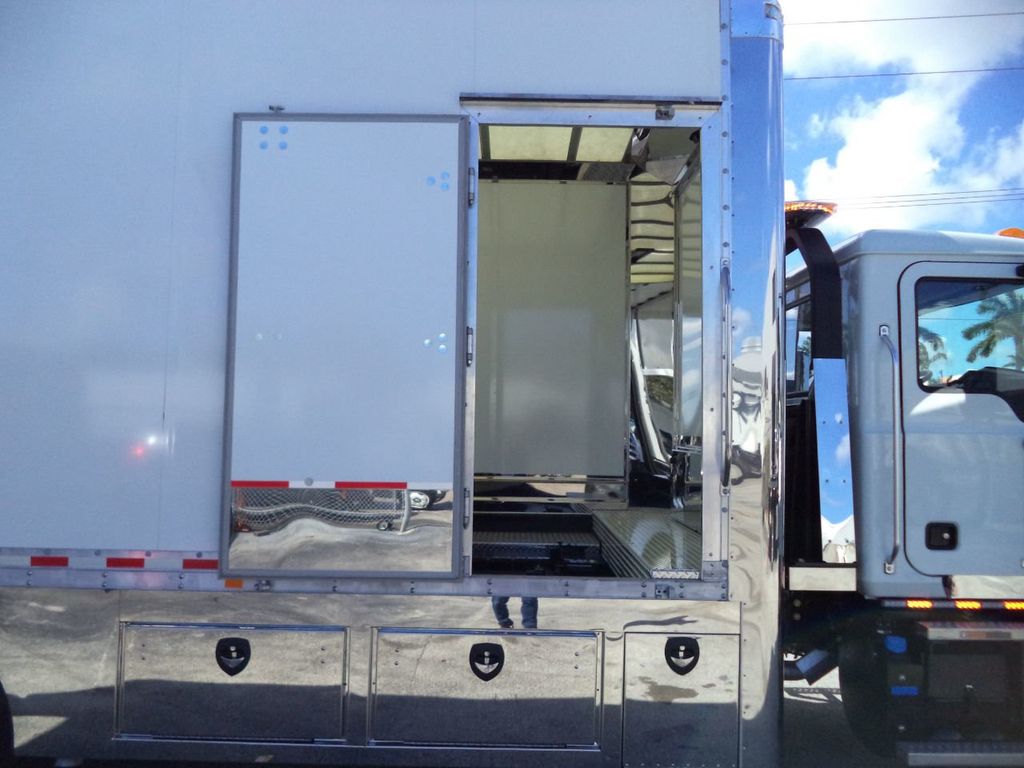 2027 Mack MD6 w/ Jerr-Dan 22ft Enclosed Shark TowBox Carrier Rollback - 22197267 - 34