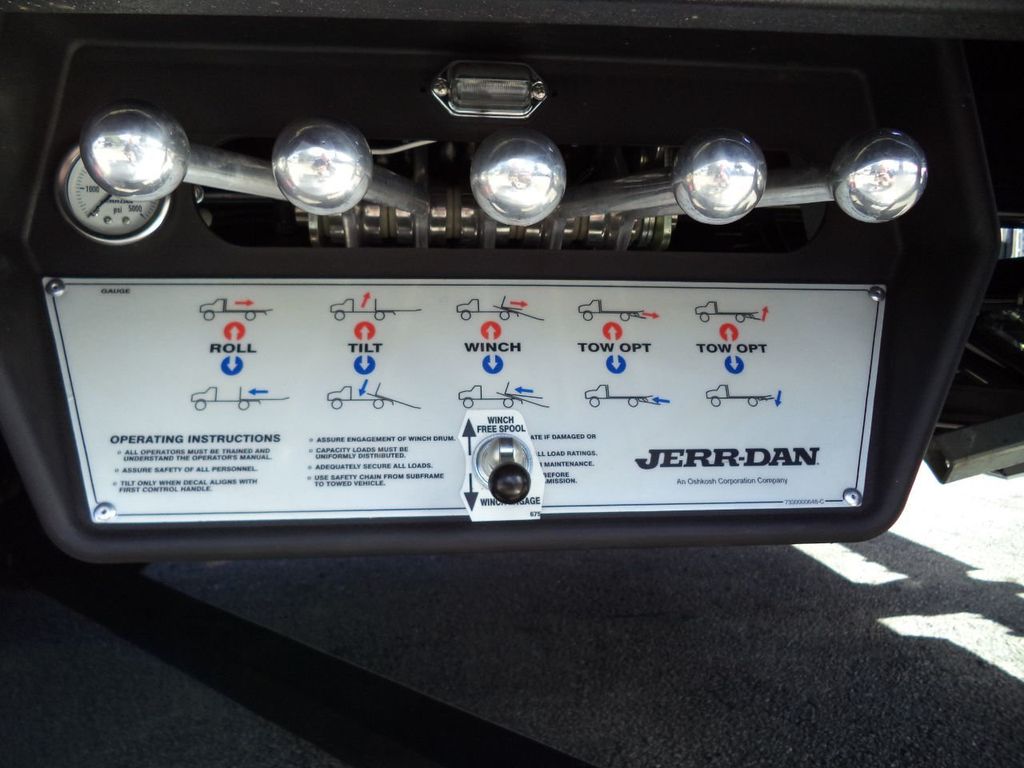 2027 Mack MD6 w/ Jerr-Dan 22ft Enclosed Shark TowBox Carrier Rollback - 22197267 - 41