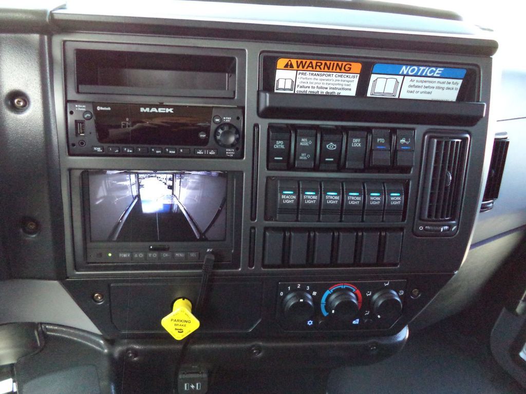 2027 Mack MD6 w/ Jerr-Dan 22ft Enclosed Shark TowBox Carrier Rollback - 22197267 - 54