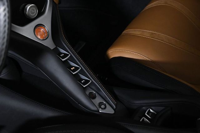 2027 McLaren 750S Spider - 23010534 - 12